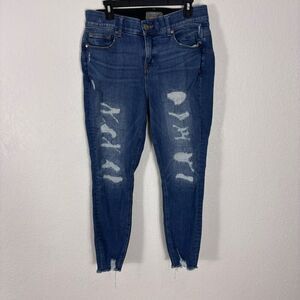 Torrid Bombshell Skinny Distressed Stretchy Jeans Size 14
